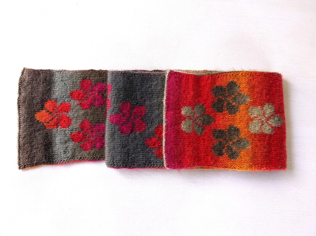 Double knitting pattern Scarf "Frangipani"