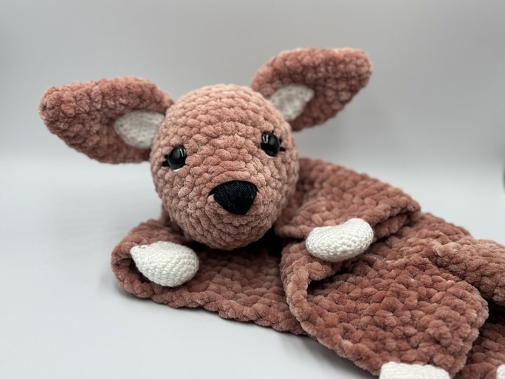 Crochet Pattern "Kangaroo Cuddle Dream" – Your New Adorable Companion!