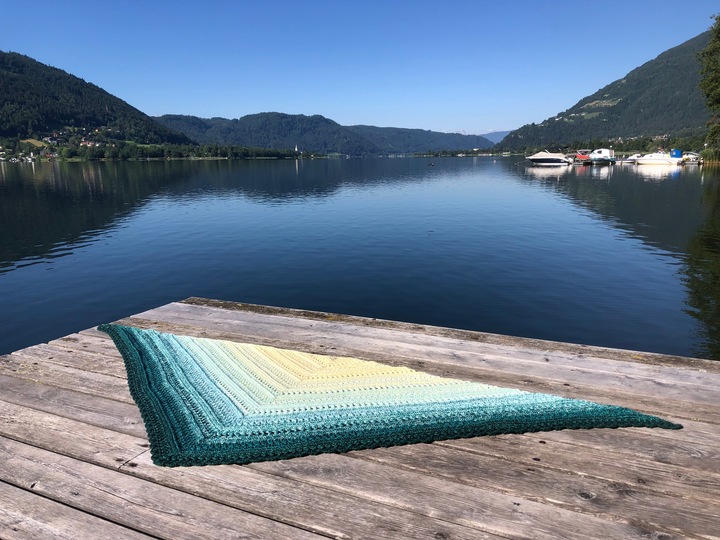 Mad Boho - Häkelanleitung flaches Dreieckstuch