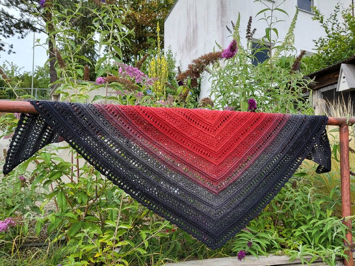 Mad Boho - Häkelanleitung flaches Dreieckstuch