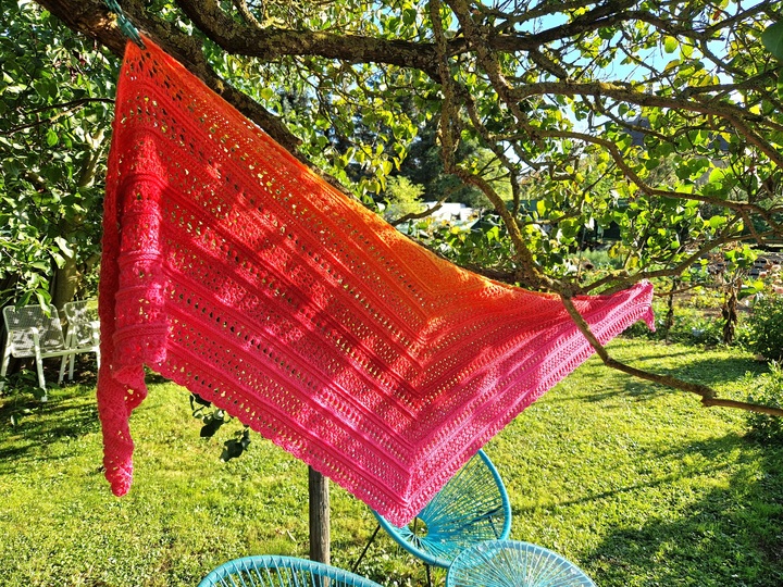 Mad Boho - Häkelanleitung flaches Dreieckstuch