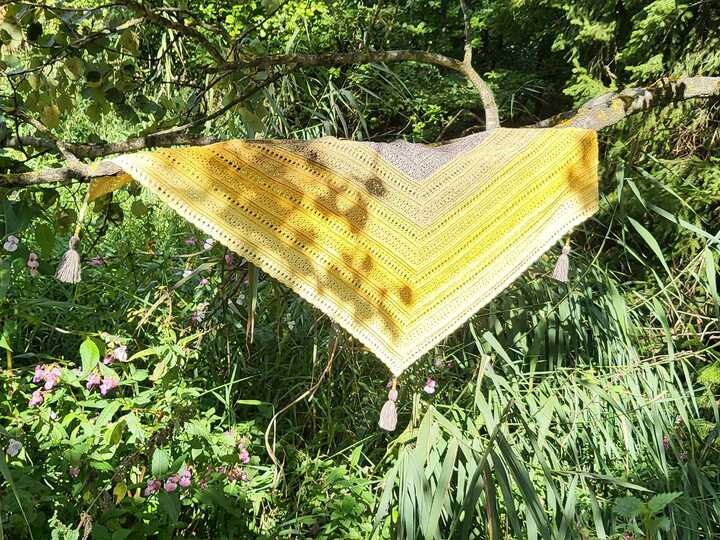 Mad Boho - Häkelanleitung flaches Dreieckstuch