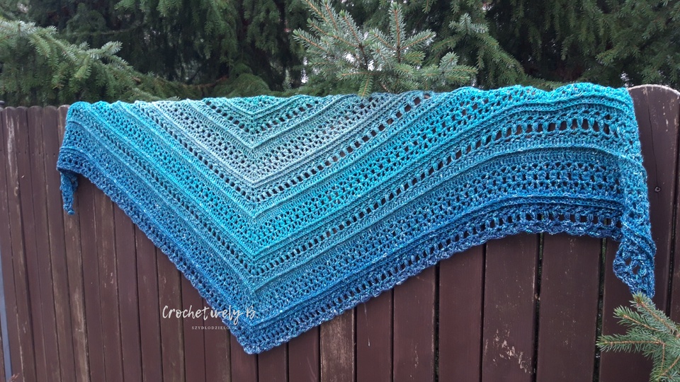 Mad Boho - Häkelanleitung flaches Dreieckstuch