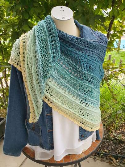 Mad Boho - Häkelanleitung flaches Dreieckstuch