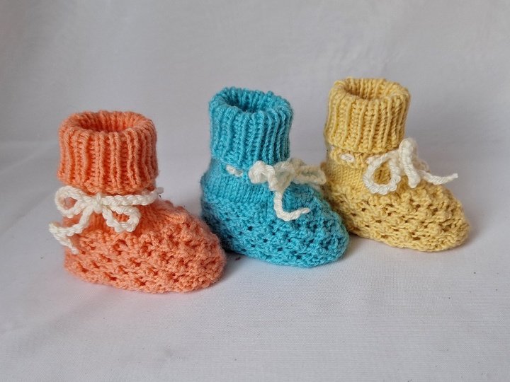 Strickanleitung Baby-Schuhe, Booties, Dornröschenmuster, ca. 9,5 cm  #320