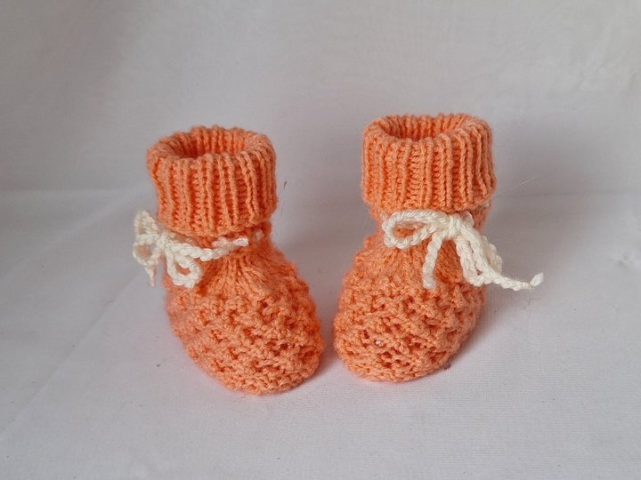 Strickanleitung Baby-Schuhe, Booties, Dornröschenmuster, ca. 9,5 cm  #320