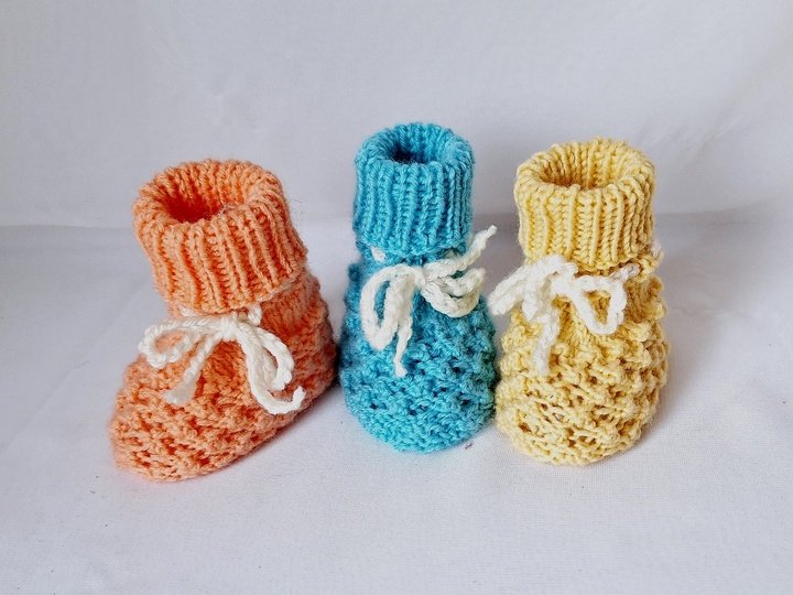 Strickanleitung Baby-Schuhe, Booties, Dornröschenmuster, ca. 9,5 cm  #320