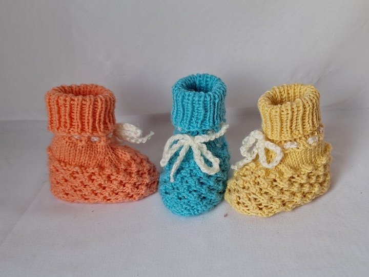 Strickanleitung Baby-Schuhe, Booties, Dornröschenmuster, ca. 9,5 cm  #320