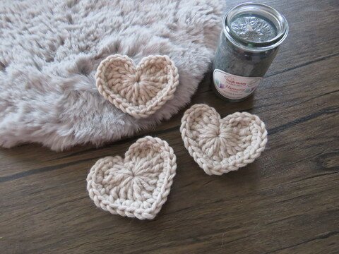 Kleines Herzchen häkeln - Häkelanleitung *Carolines Welt*