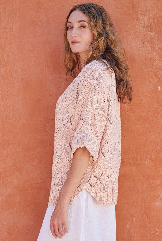 Shirt mit Lochrauten - Bild 3