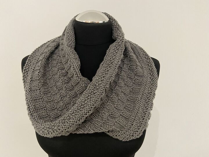 Strickanleitung - Möbiusschal "Loputon"