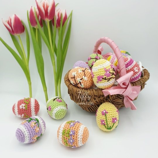 Crochet Easter Eggs with Embroidered Flowers – Amigurumi Pattern