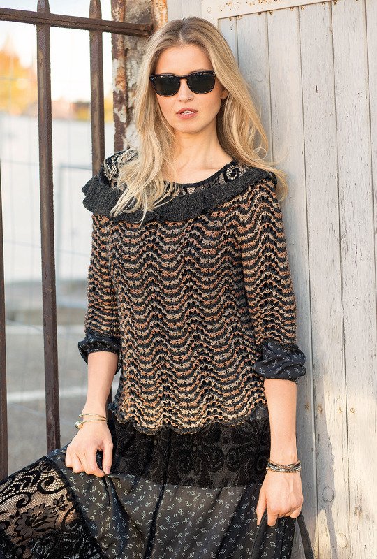 Gestrickter Wellenmusterpulli mit Carmen-Ausschnitt - Bild 4