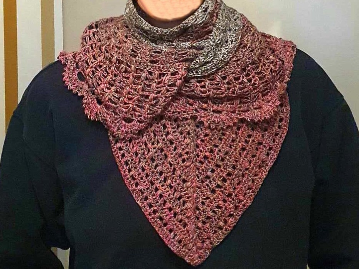 Dreiecksstola "Amar" mit 4 Mustern häkeln