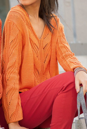 Gestrickter V-Ausschnittpulli in Orange