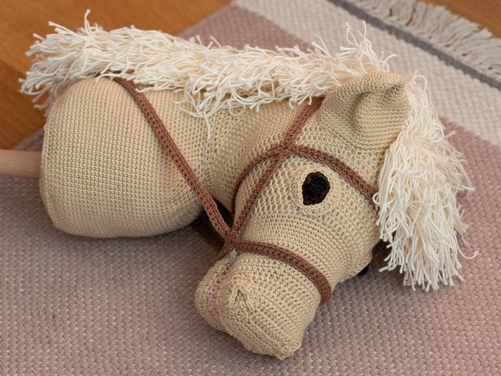 Hobby Horse crochet pattern, instructions hobby horse, horse for children