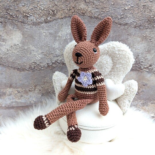 Mr. BUNNY with basket - crochetpattern