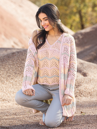 Twinset mit Wellenmuster und zarten Querstreifen