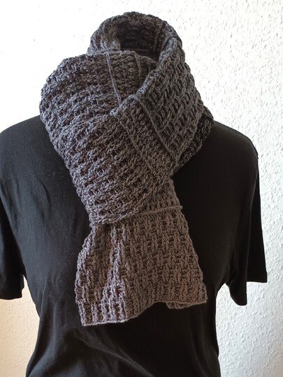 Häkelanleitung für den Schal "Azem"