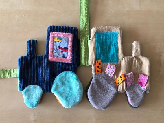 Fühlbuch Eule, Blume und Traktor für den Kinderwagen