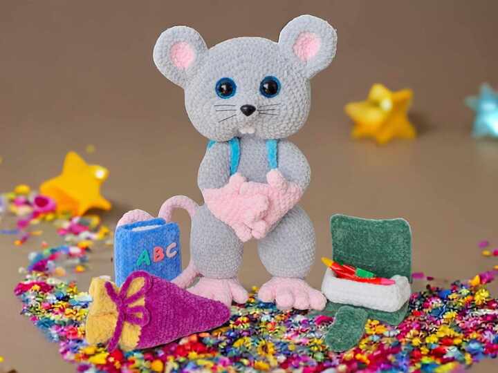 Crochet Pattern School Starter BartholoMouse