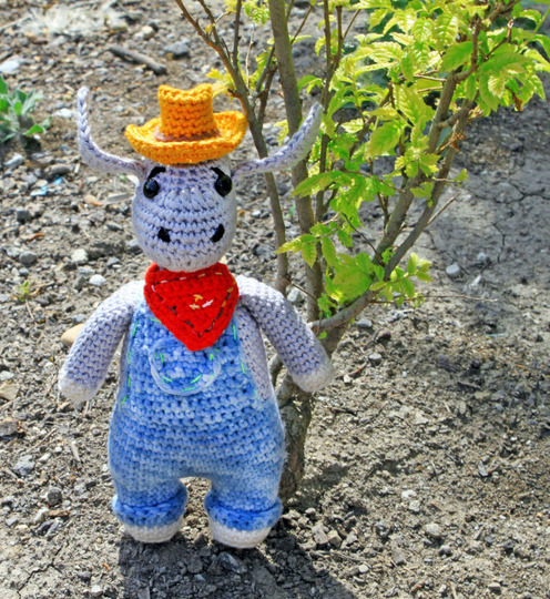 Clive the Cowboy crochet pattern (Amigurumi) in English