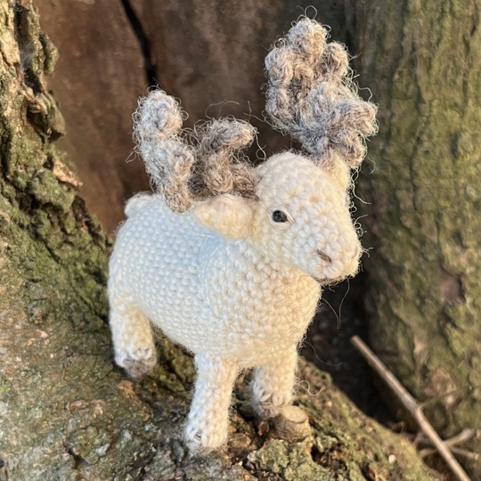 Crochet pattern Inuit Elf Yuri & Reindeer Kaya, doll and animal companion