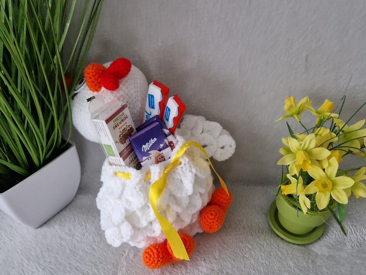 Häkelanleitung: Fröhlicher Hühnchen-Geschenkbeutel für Ostern