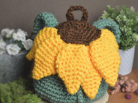 Kostenlose Häkelanleitung für Sonnenblumen - Kinderrucksack. Häkeltasche.