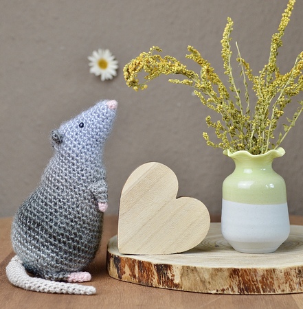Haustierbett In Giraffenform – Für Kleine Tiere Bis 1 Kg, Aus Plüsch & PP-Baumwolle, 23x21x15 Cm