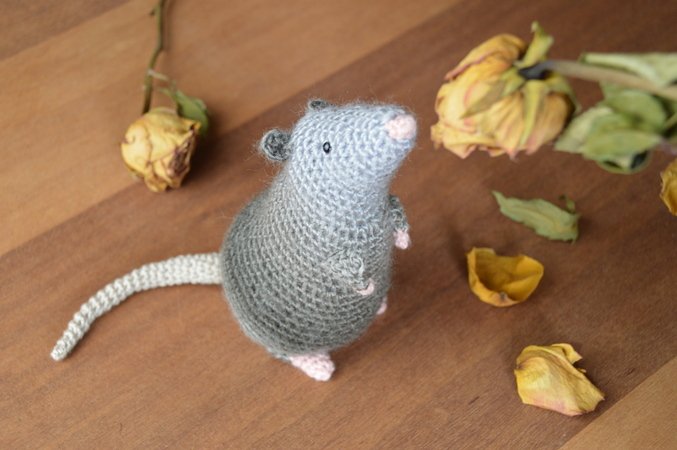 Haustierbett In Giraffenform – Für Kleine Tiere Bis 1 Kg, Aus Plüsch & PP-Baumwolle, 23x21x15 Cm