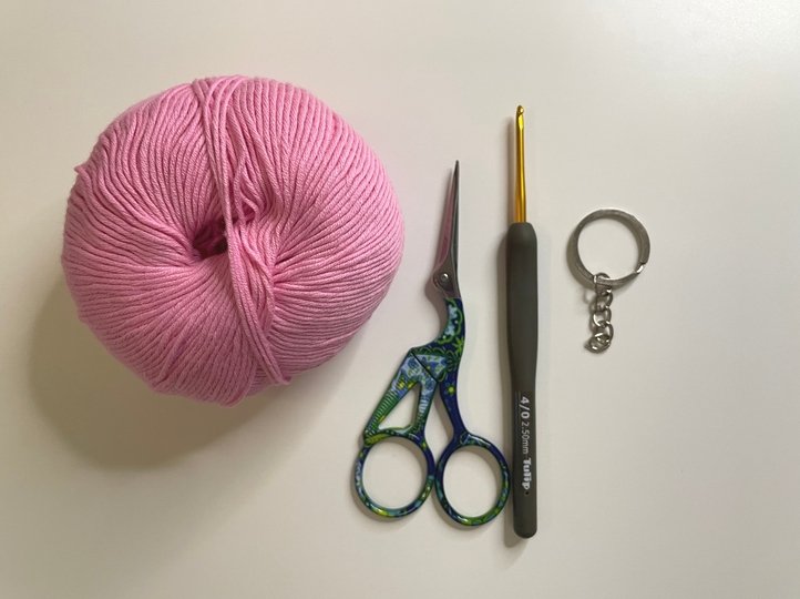 Valentines crochet pattern Puffy heart keychain beginner friendly tutorial