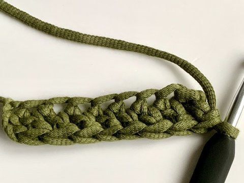 Flexibler Anschlag - mit festen Maschen, halben Stäbchen und Stäbchen