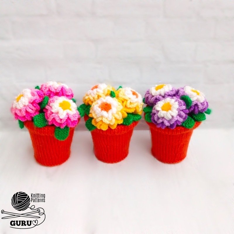 K047 Daisies flowers in pots. Window, home decoration, window decor present - Image 9