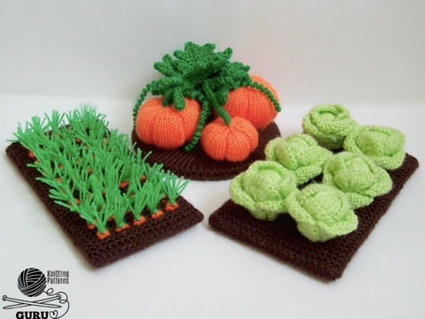 K037 Kitchen Garden vegetable patch Carrot, Pumpkin Cabbage Puppet theatre