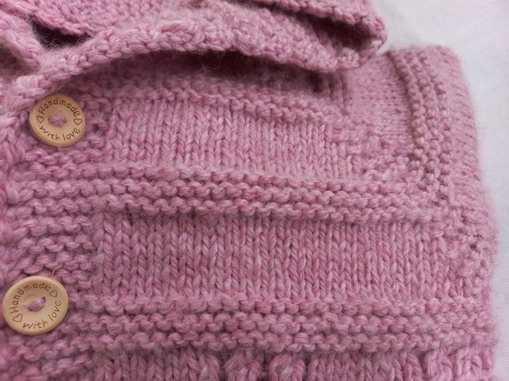 Strickanleitung Babyoverall, 86-92, 18-24 M, mit Kapuze, ohne Nähte, PDF