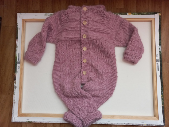Strickanleitung Babyoverall, 86-92, 18-24 M, mit Kapuze, ohne Nähte, PDF