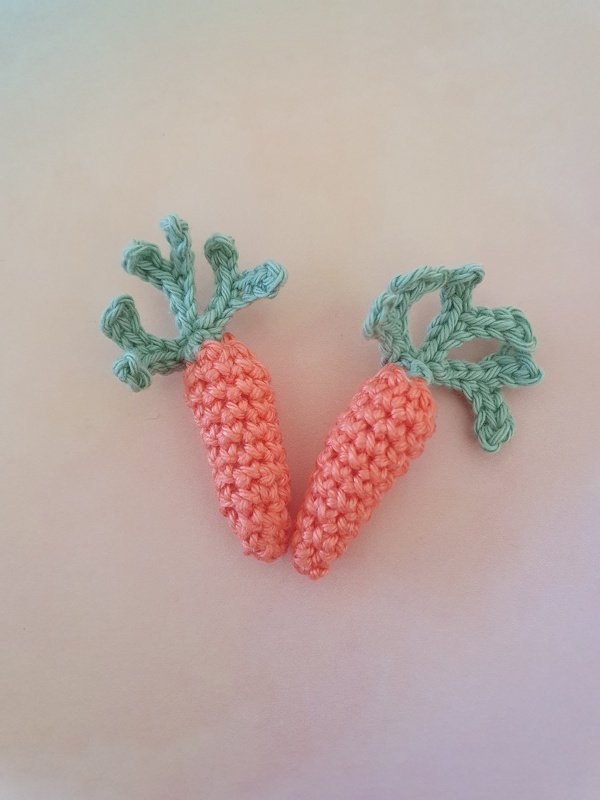 Bunnies "Polly & Paul" with Easter accessories - crochet pattern PDF - Image 2