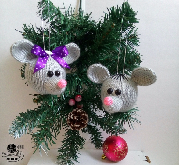 K026 Christmas tree baubles or decoration Rat or Mouse - Amigurumi