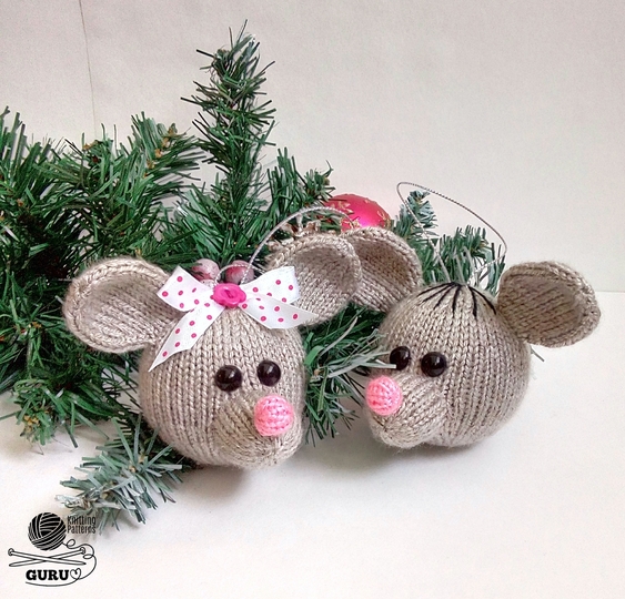 K026 Christmas tree baubles or decoration Rat or Mouse - Amigurumi