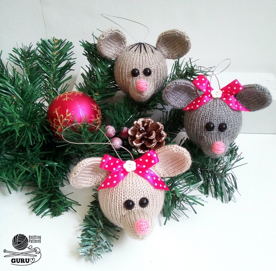 K026 Christmas tree baubles or decoration Rat or Mouse - Amigurumi