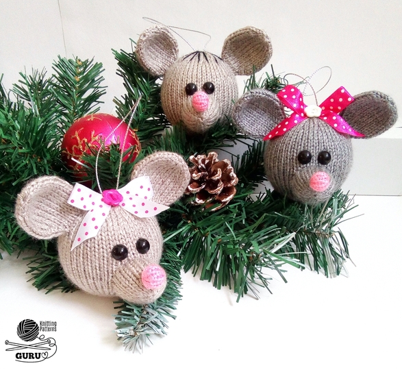 K026 Christmas tree baubles or decoration Rat or Mouse - Amigurumi