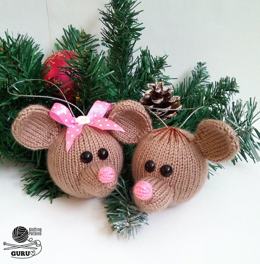 K026 Christmas tree baubles or decoration Rat or Mouse - Amigurumi