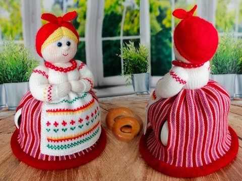 K024 Small Teapot warmer Duniasha (Doll Woman Lady) Amigurumi