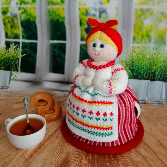 K024 Small Teapot warmer Duniasha (Doll Woman Lady) Amigurumi