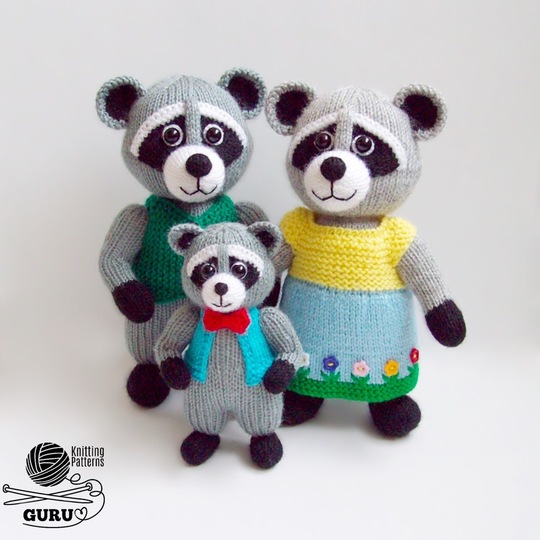 K023 Raccoons animals with clothing Mother, Father, Granny, Daughter, Son