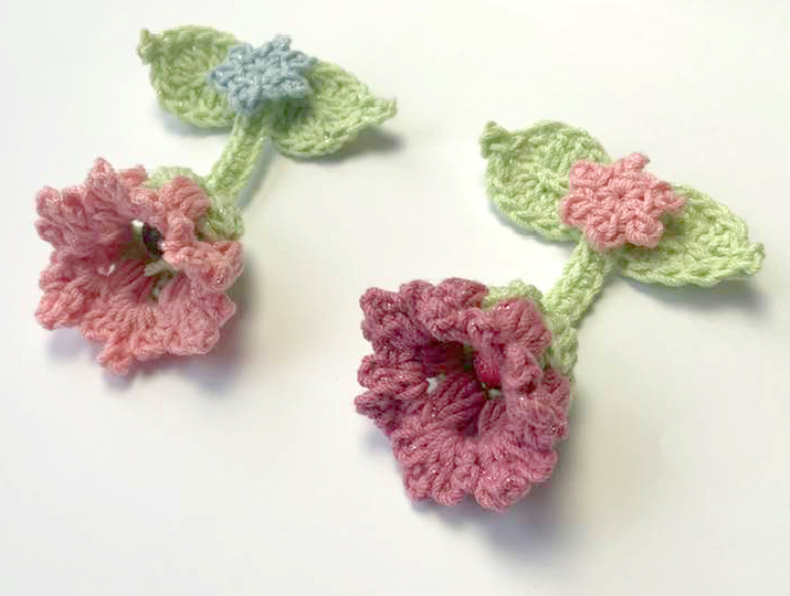 Blümchen  mit 2 Blättern