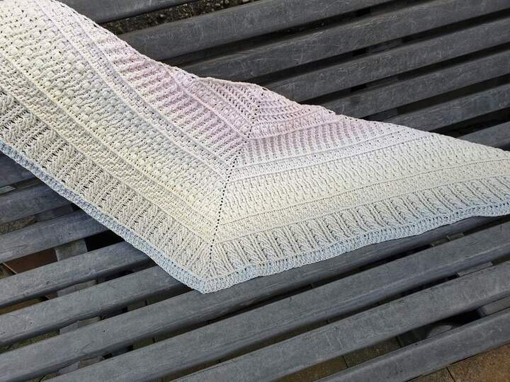 Häkelanleitung Tuch Saorla