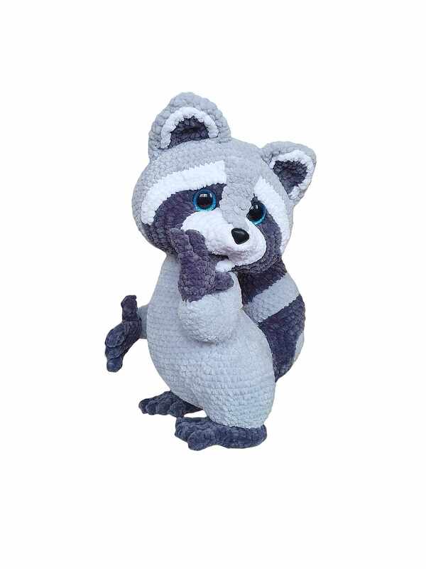 Crochet Pattern Wynne Racoon - Image 12