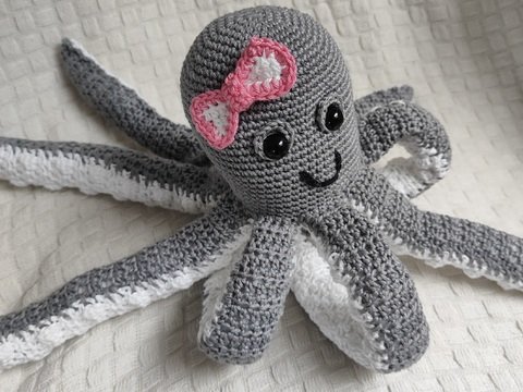 Häkelanleitung süße Tintenfisch Dame